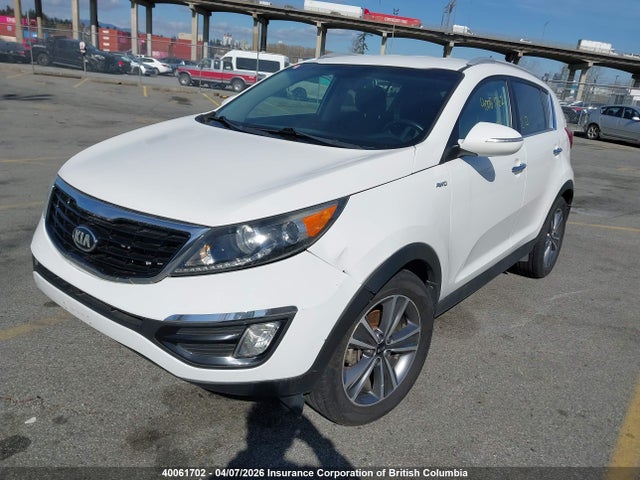 40061702 :رقم المزاد ، KNDPCCA68E7668007 vin ، 2014 Kia Sportage Sx/sx Luxury مزاد بيع