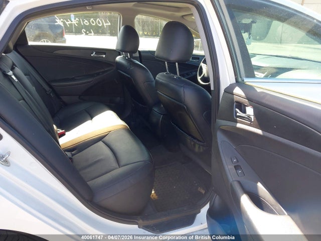 Auction sale of the 2013 Hyundai Sonata Se/limited, vin: 5NPEC4ACXDH747045, lot number: 40061747