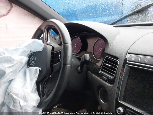 40061215 :رقم المزاد ، WVGHF7BP5HD000547 vin ، 2017 Volkswagen Touareg Execline W/ R-line مزاد بيع