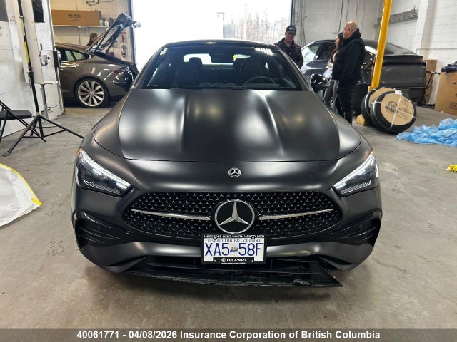 W1KMJ4HB6RF020555 Mercedes-Benz Cle 300 4matic