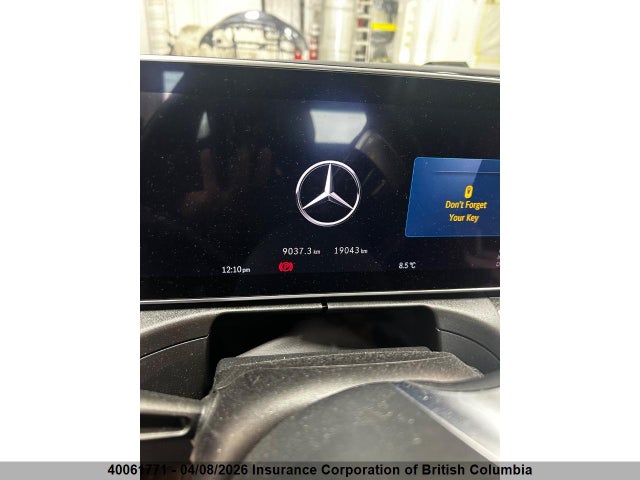 W1KMJ4HB6RF020555 Mercedes-Benz Cle 300 4matic