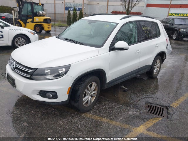 WVGKV7AX0GW547478 Volkswagen Tiguan Trendline