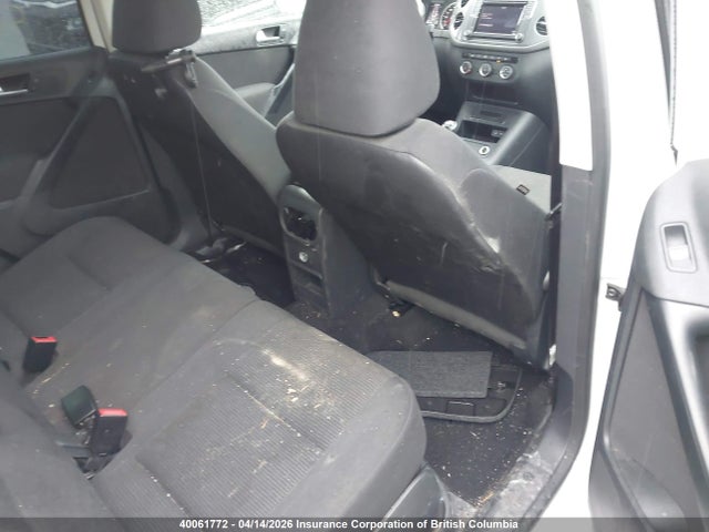 WVGKV7AX0GW547478 Volkswagen Tiguan Trendline