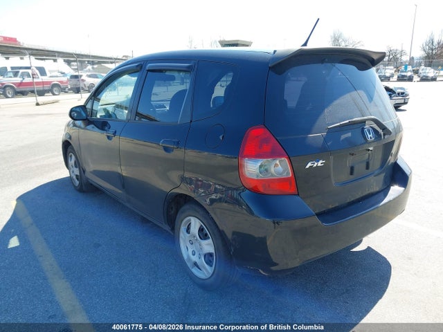 2007 Honda Fit მანქანა იყიდება აუქციონზე, vin: JHMGD384X7S807750, აუქციონის ნომერი: 40061775