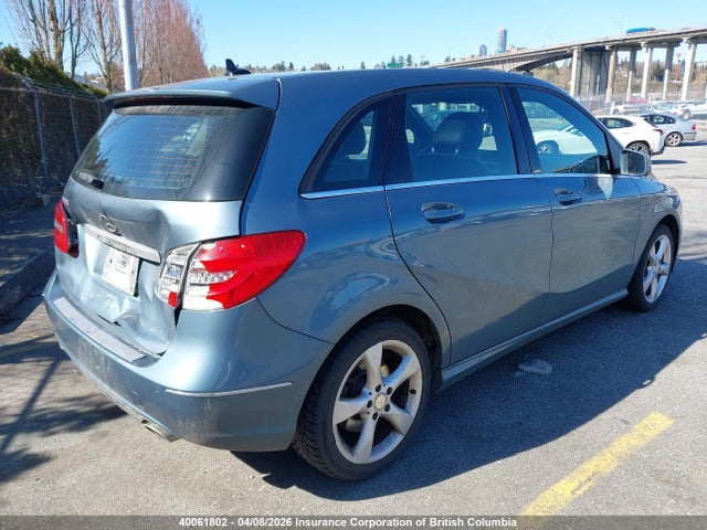 40061802 :رقم المزاد ، WDDMH4EB5EJ282333 vin ، 2014 Mercedes-benz B250 مزاد بيع