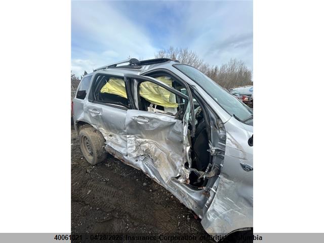 40061821 :رقم المزاد ، 1FMCU94118KE08303 vin ، 2008 Ford Escape Limited مزاد بيع