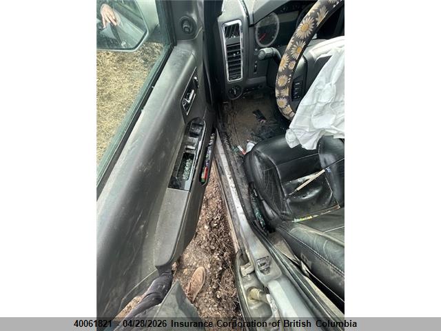 40061821 :رقم المزاد ، 1FMCU94118KE08303 vin ، 2008 Ford Escape Limited مزاد بيع