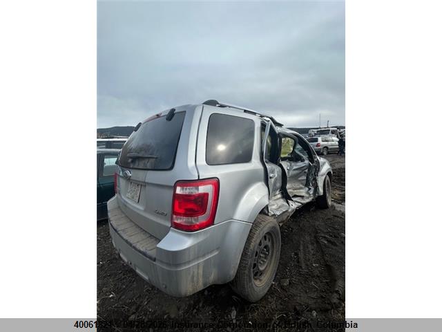 40061821 :رقم المزاد ، 1FMCU94118KE08303 vin ، 2008 Ford Escape Limited مزاد بيع