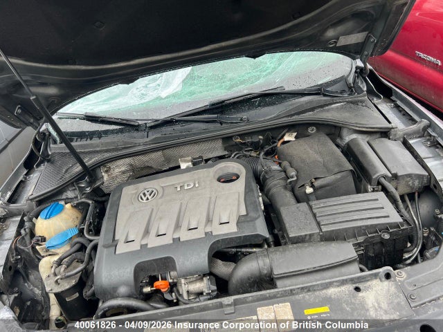 40061826 :رقم المزاد ، 1VWAN7A32EC004450 vin ، 2014 Volkswagen Passat S مزاد بيع
