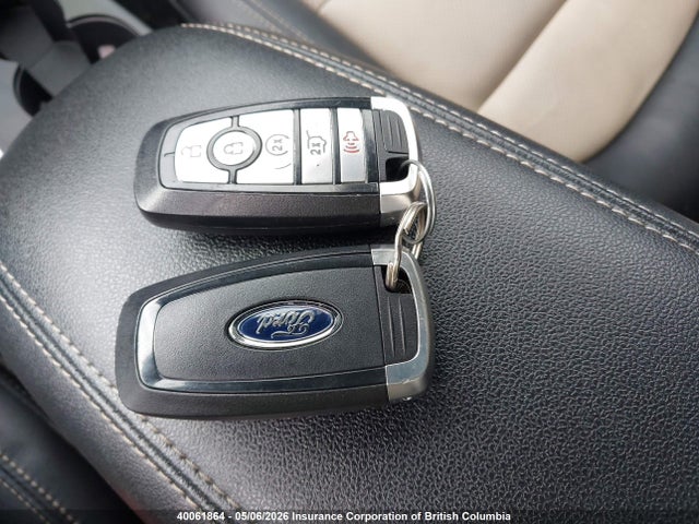 1FMCU0LZ6NUA74868 Ford Escape Titanium