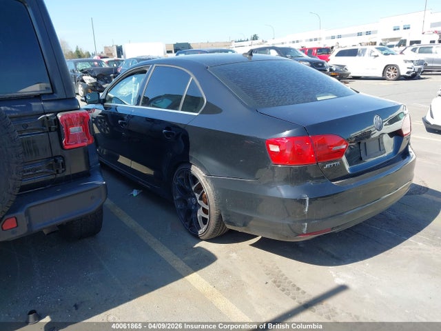 40061865 :رقم المزاد ، 3VWLL7AJ7EM413216 vin ، 2014 Volkswagen Jetta مزاد بيع