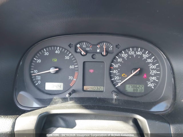 40061896 :رقم المزاد ، 9BWEL21J854021815 vin ، 2005 Volkswagen Golf مزاد بيع