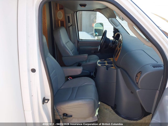 Продажа на аукционе авто 2004 Ford Econoline E450 Super Duty Cutwy Van, vin: 1FDXE45S04HA12878, номер лота: 40061912