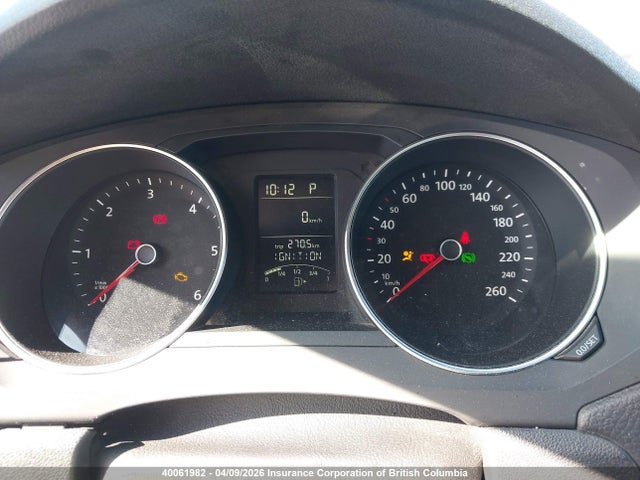 40061982 :رقم المزاد ، 3VWDA7AJ7FM234752 vin ، 2015 Volkswagen Jetta مزاد بيع
