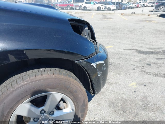 Продажа на аукционе авто 2004 Toyota Rav4, vin: JTEHD20V146005303, номер лота: 40061986