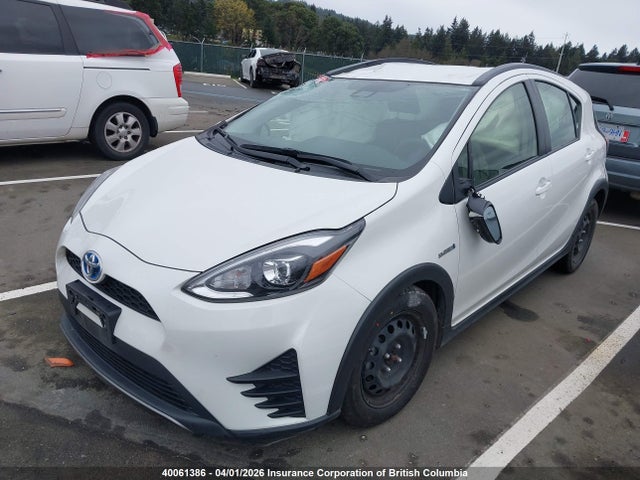 40061386 :رقم المزاد ، JTDKDTB3XJ1603314 vin ، 2018 Toyota Prius C مزاد بيع