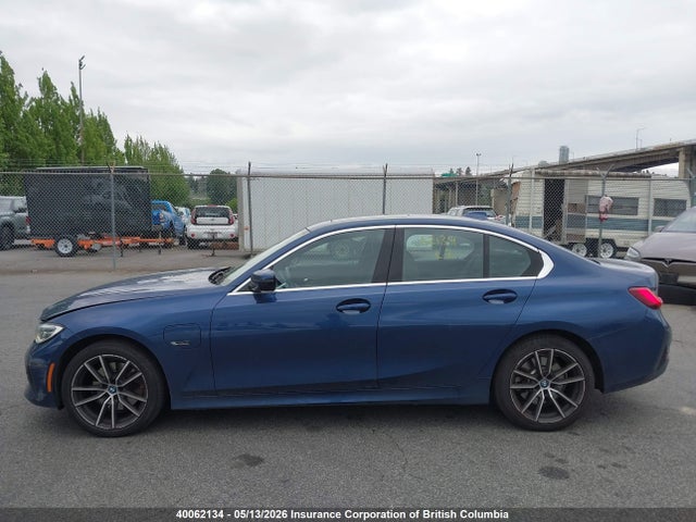 2022 Bmw 330e მანქანა იყიდება აუქციონზე, vin: WBA5P9C04NFM24591, აუქციონის ნომერი: 40062134