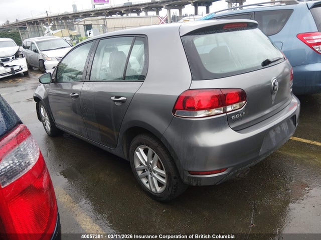 40057381 :رقم المزاد ، WVWDA7AJXBW086755 vin ، 2011 Volkswagen Golf مزاد بيع