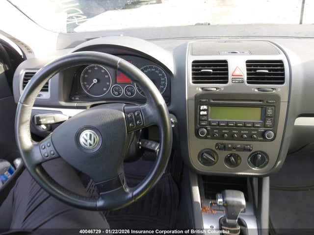 2006 Volkswagen Jetta 2.5l Premium მანქანა იყიდება აუქციონზე, vin: 3VWNF71K56M611934, აუქციონის ნომერი: 40046729