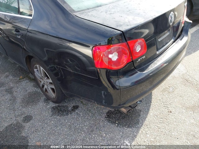 2006 Volkswagen Jetta 2.5l Premium მანქანა იყიდება აუქციონზე, vin: 3VWNF71K56M611934, აუქციონის ნომერი: 40046729