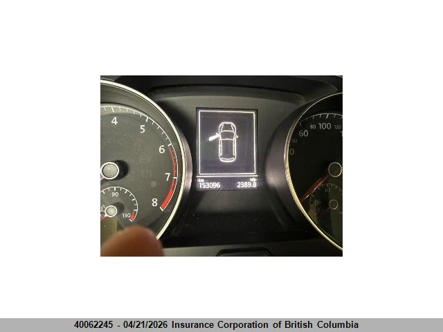 3VW217AU8GM043828 Volkswagen Golf
