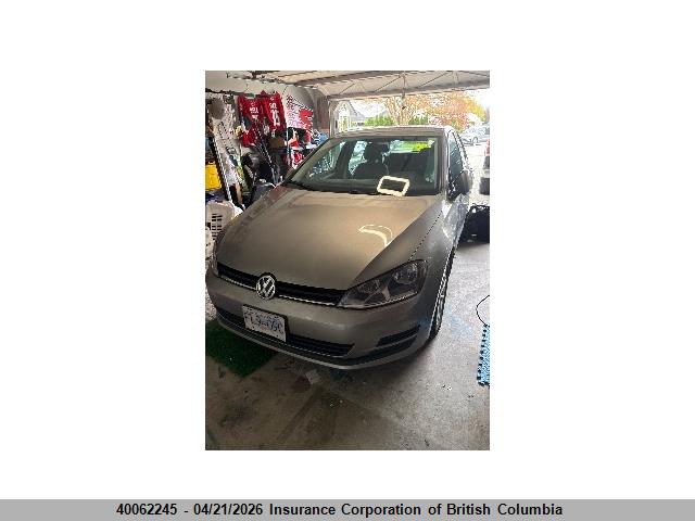 3VW217AU8GM043828 Volkswagen Golf