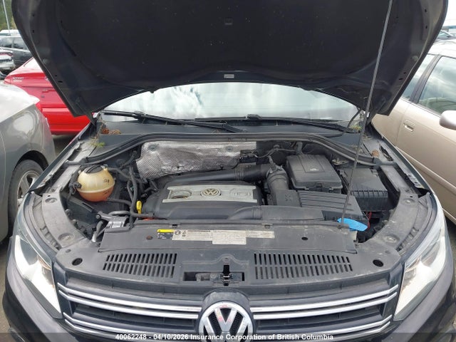 40062248 :رقم المزاد ، WVGHV3AX5DW614767 vin ، 2013 Volkswagen Tiguan S/se/sel مزاد بيع