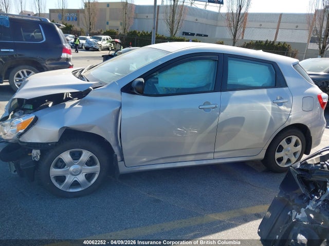 40062252 :رقم المزاد ، 2T1KU4EE9AC450696 vin ، 2010 Toyota Corolla Matrix مزاد بيع