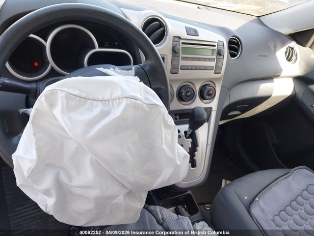 40062252 :رقم المزاد ، 2T1KU4EE9AC450696 vin ، 2010 Toyota Corolla Matrix مزاد بيع