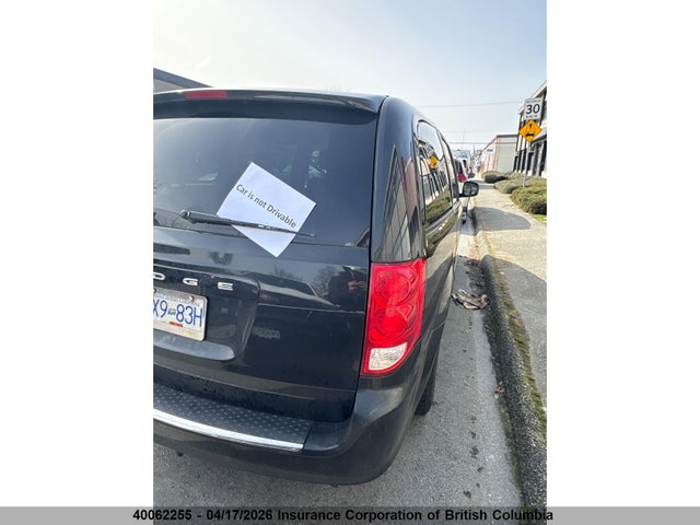 2C4RDGBGXFR586235 Dodge Grand Caravan Se
