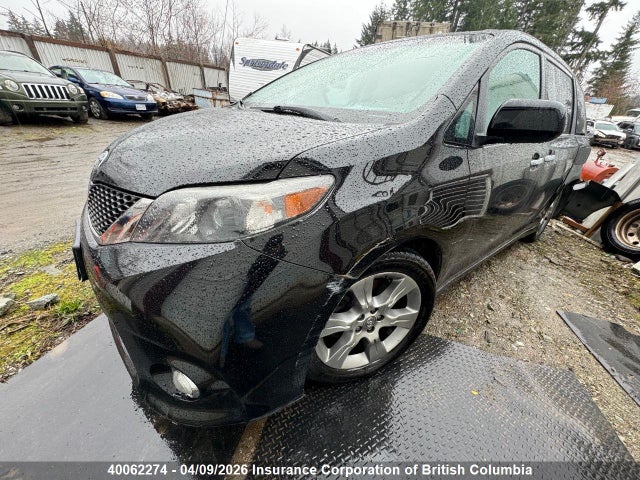 2014 Toyota Sienna Sport მანქანა იყიდება აუქციონზე, vin: 5TDXK3DC6ES418288, აუქციონის ნომერი: 40062274