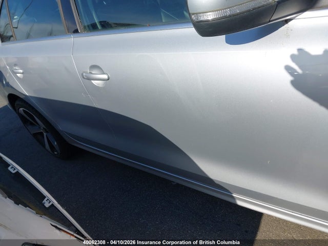 40062308 :رقم المزاد ، 3VWL07AJ6EM436673 vin ، 2014 Volkswagen Jetta مزاد بيع