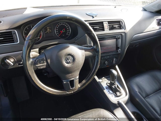 40062308 :رقم المزاد ، 3VWL07AJ6EM436673 vin ، 2014 Volkswagen Jetta مزاد بيع