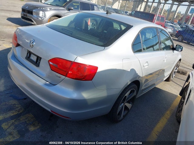 40062308 :رقم المزاد ، 3VWL07AJ6EM436673 vin ، 2014 Volkswagen Jetta مزاد بيع
