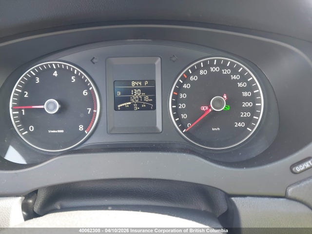 40062308 :رقم المزاد ، 3VWL07AJ6EM436673 vin ، 2014 Volkswagen Jetta مزاد بيع