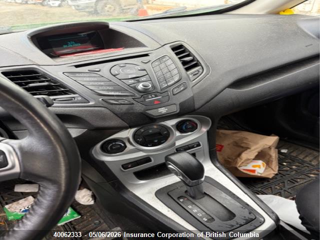 Ford FIESTA SE 2015 3FADP4EJ3FM212182 Image 10