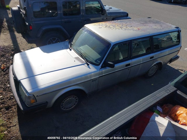 1992 Volvo 240 მანქანა იყიდება აუქციონზე, vin: YV1AW8805N1917405, აუქციონის ნომერი: 40059792