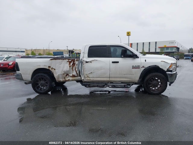 40062372 :رقم المزاد ، 3C63R3HL5GG233677 vin ، 2016 Ram 3500 Slt مزاد بيع