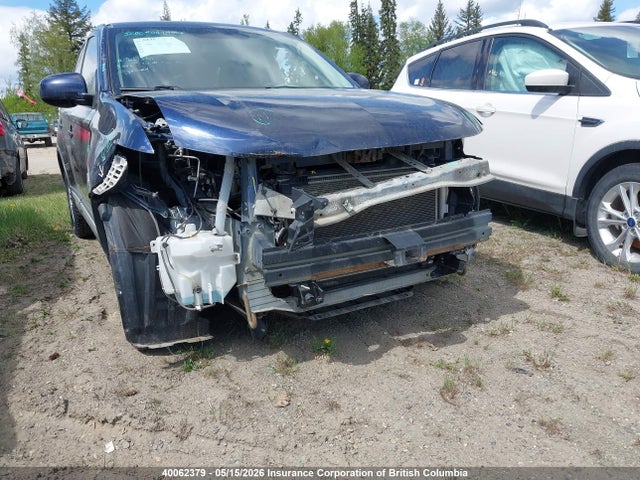JA4AZ2A38GZ604605 Mitsubishi Outlander Es