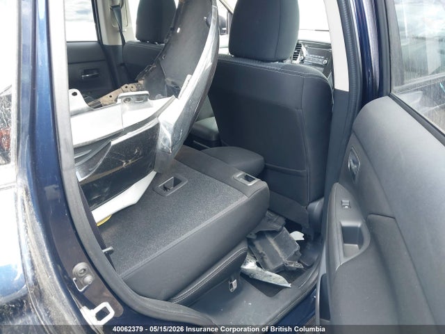JA4AZ2A38GZ604605 Mitsubishi Outlander Es
