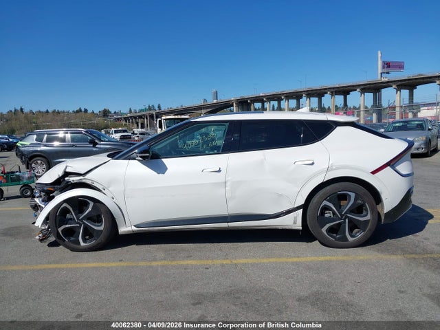 KIA EV6 2024 KNDC4DLC1R5230015 Image 15