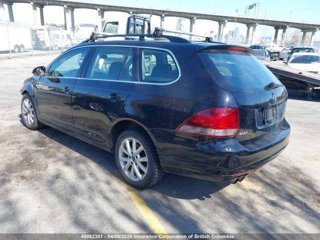 40062381 :رقم المزاد ، 3VWPX7AJ3CM630829 vin ، 2012 Volkswagen Golf مزاد بيع