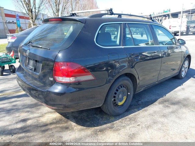 40062381 :رقم المزاد ، 3VWPX7AJ3CM630829 vin ، 2012 Volkswagen Golf مزاد بيع