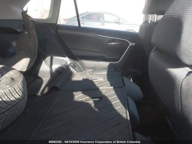 Продаж на аукціоні авто 2020 Toyota Rav4, vin: 2T3R1RFV4LC138511, номер лоту: 40062382