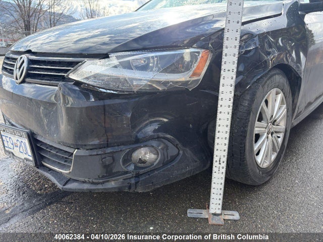 40062384 :رقم المزاد ، 3VWLL7AJ7DM448921 vin ، 2013 Volkswagen Jetta مزاد بيع