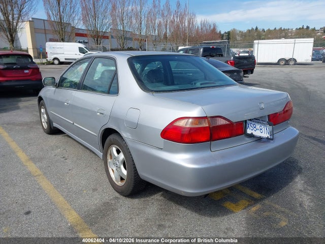 40062404 :رقم المزاد ، 1HGCG1651XA801396 vin ، 1999 Honda Accord Ex مزاد بيع