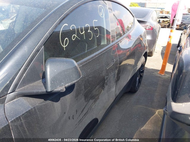 Продажа на аукционе авто 2022 Tesla Model Y Long Range, vin: 7SAYGDEE0NF434649, номер лота: 40062435