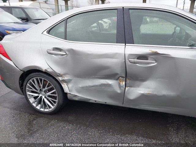 40062440 :رقم المزاد ، JTHCM1D21G5007540 vin ، 2016 Lexus Is 300 300 مزاد بيع