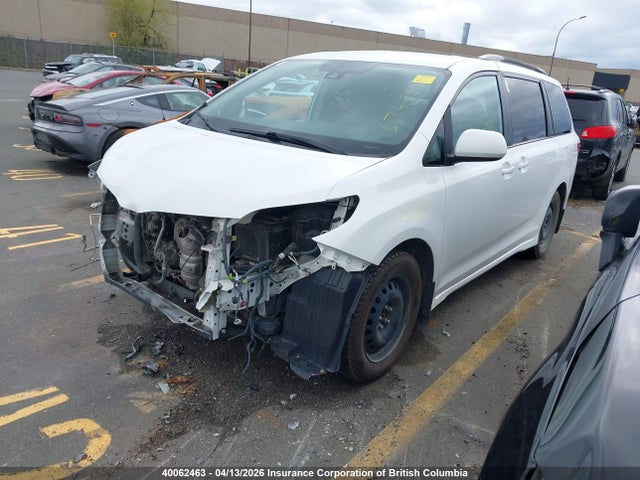 2019 Toyota Sienna Le მანქანა იყიდება აუქციონზე, vin: 5TDKZ3DC7KS014448, აუქციონის ნომერი: 40062463