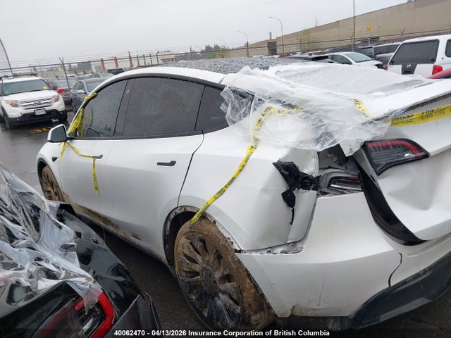 7SAYGDEF4PF684388 Tesla Model Y